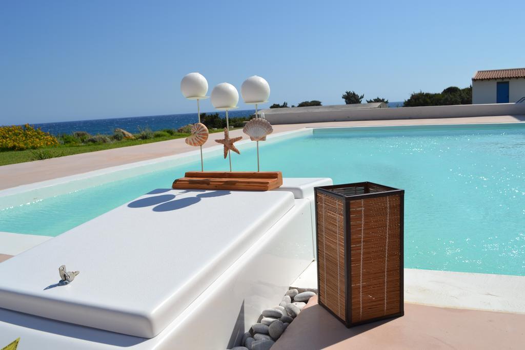 Nerida Beachfront Villas Plimmiri エクステリア 写真