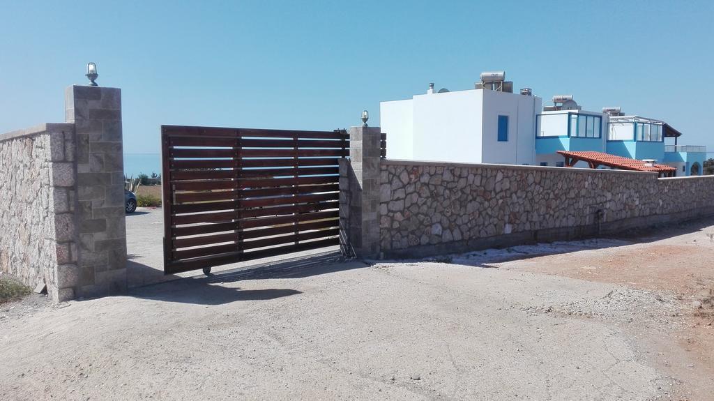 Nerida Beachfront Villas Plimmiri エクステリア 写真